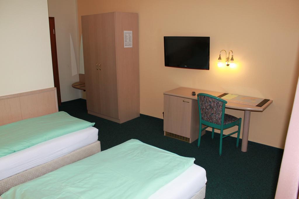 Gasthaus & Hotel Gruenhof Frankfurt  Rom bilde